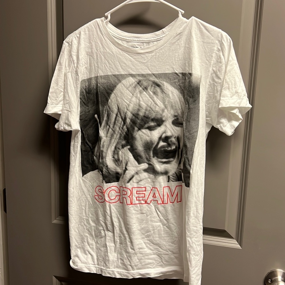 White Scream Tee with Drew Barrymore